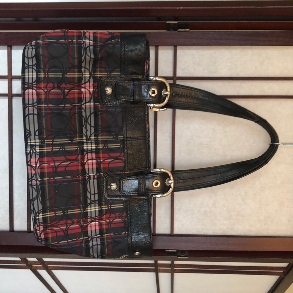 Authentic Coach plaid bag. - Picture 2 of 4